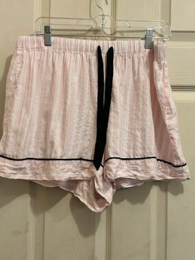 Victoria's Secret Pink Striped Lounge Shorts with Black Trim-Size XL